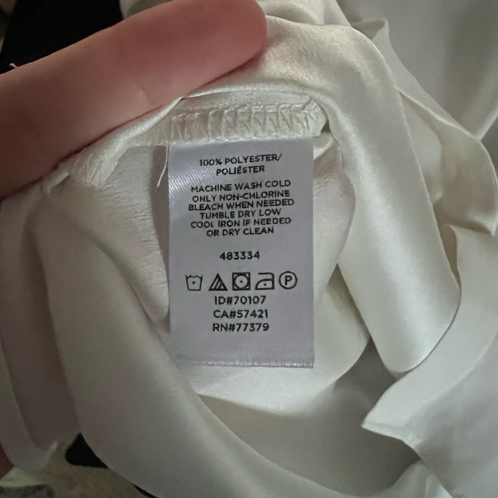 Ann Taylor Cream and Black Blouses (NWOT Black, NWT Cream) - Picture 16 of 16